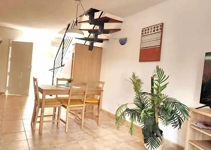 Casa Claudio Ocean View * קוסטה דה אנטיגואה